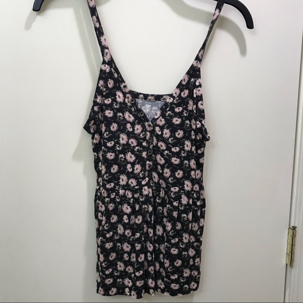 american eagle floral soft and flowy tank top